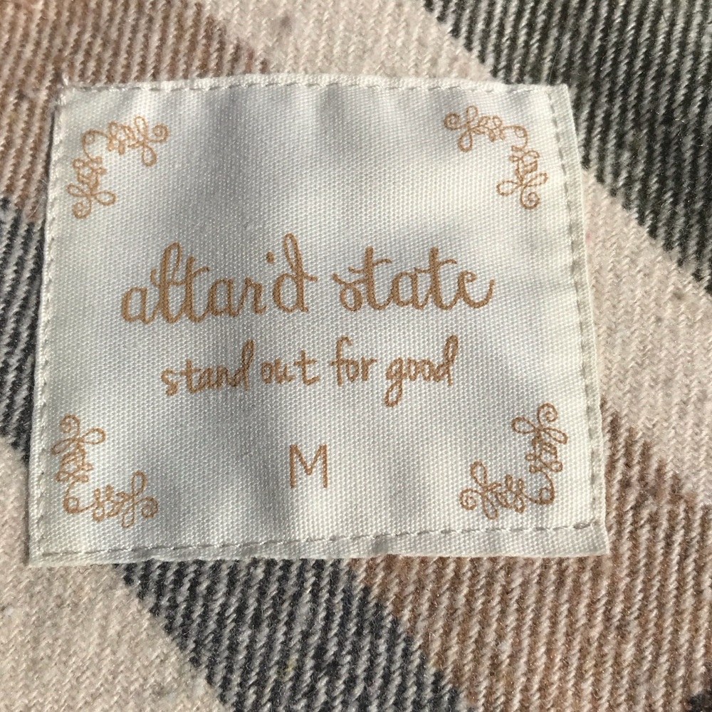 Altar'd State Large Gray Taupe Cream Plaid Shirt Jacket Size Medium - Picture 11 of 16